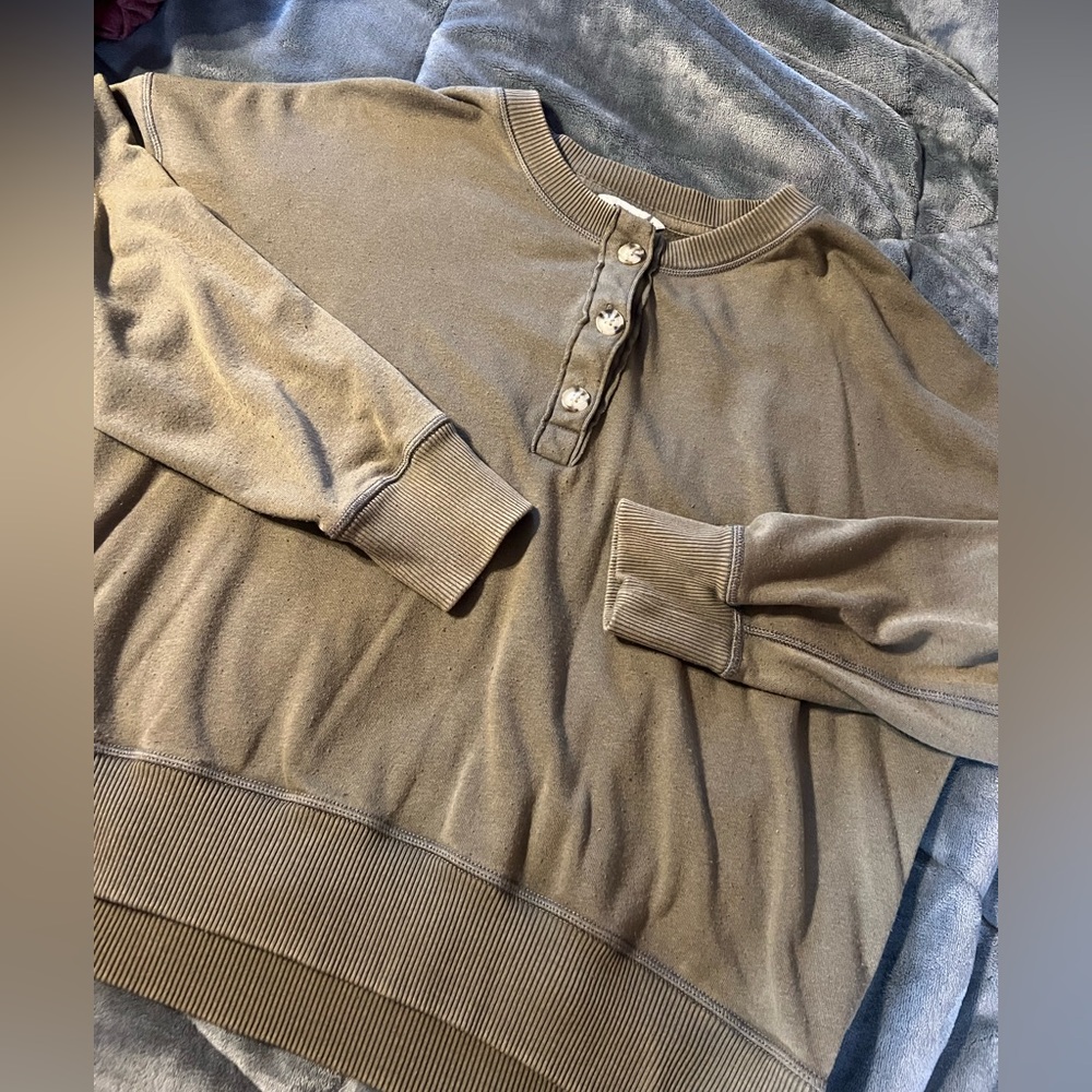 American Eagle Top